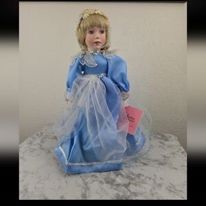 Paradise galleries treasure collection Porcelain Doll